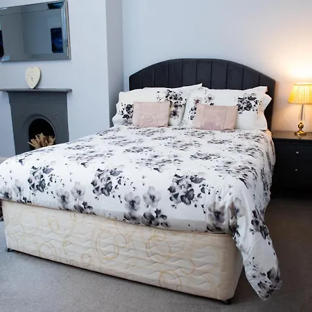 Train Station View Appartement